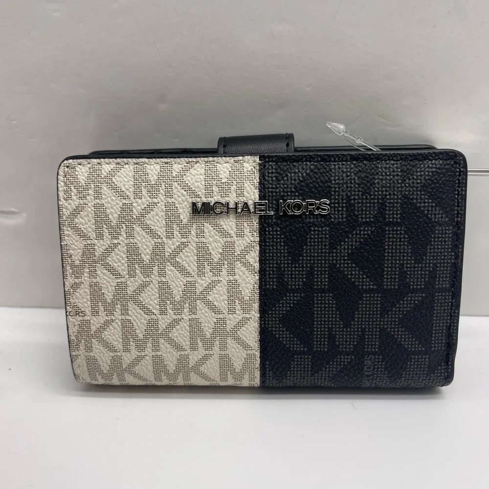 MICHAEL KORS Jet Set Travel Md Bifold Zip Signature Logo Wallet Black Multi NWT